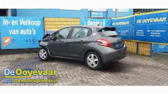 demontáž osobní automobily Peugeot 208 208 I (CA/CC/CK/CL), Hatchback, 2012 / 2019 1.2 Vti 12V PureTech 82 2012/9