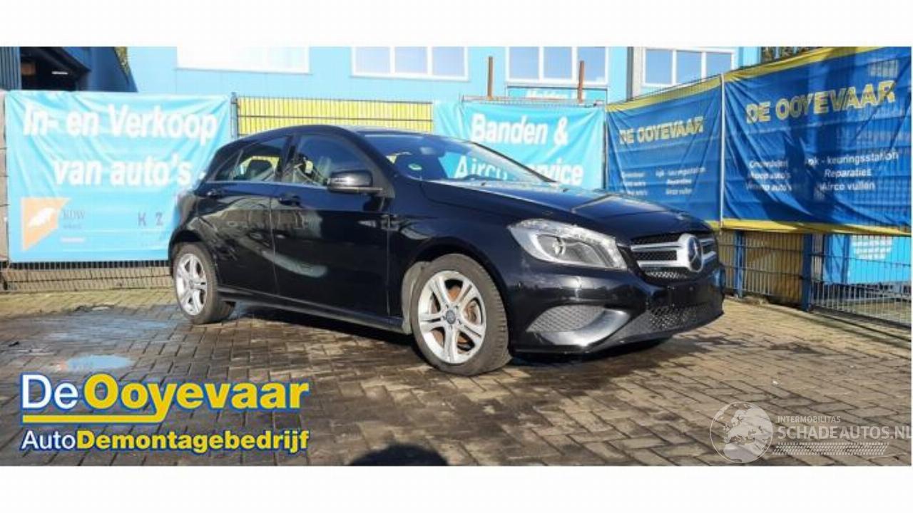 Mercedes A-klasse A (W176), Hatchback, 2012 / 2018 1.5 A-180 CDI, A-180d 16V