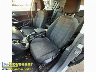 Peugeot 308 308 (L3/L8/LB/LH/LP), Hatchback 5-drs, 2013 / 2021 1.2 12V VTi PureTech 82 picture 7