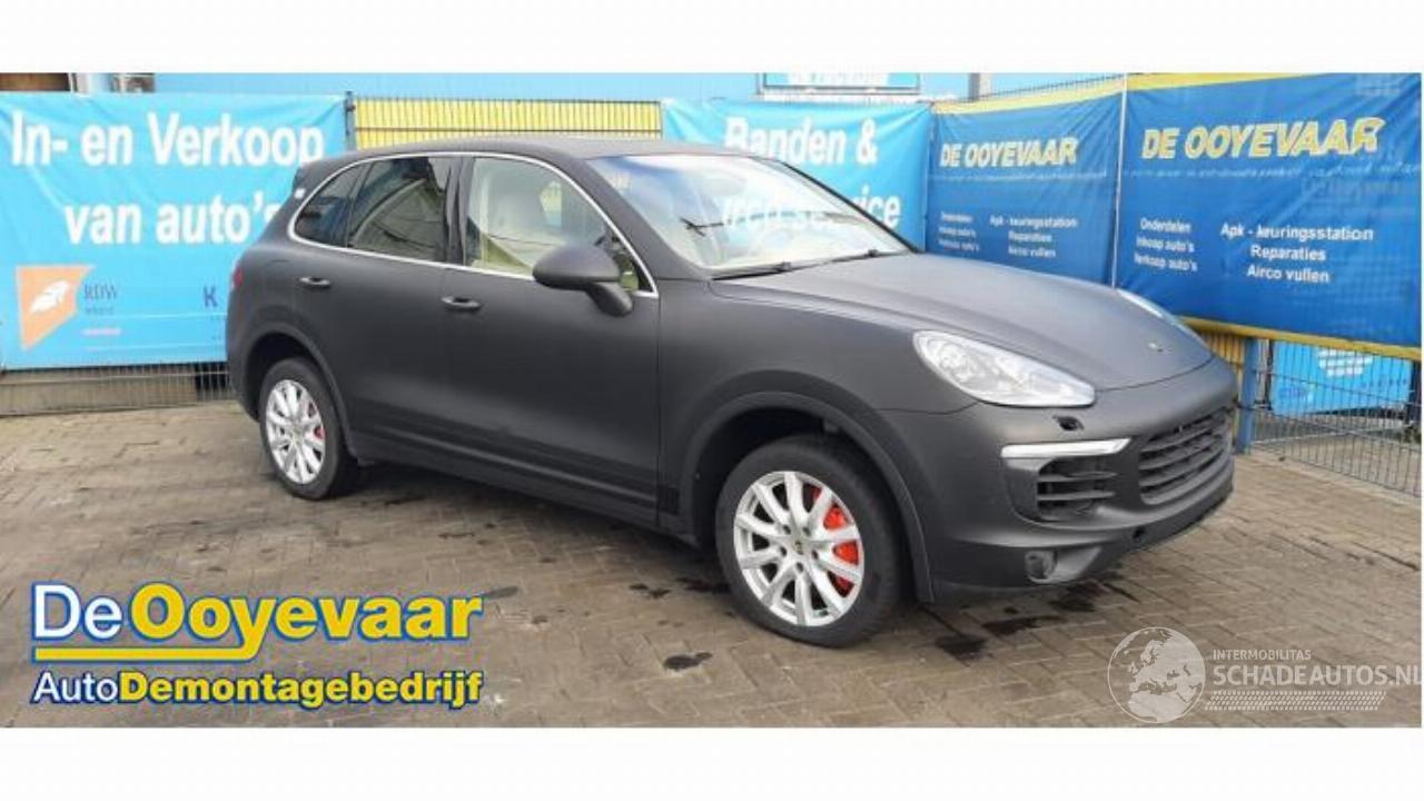 Porsche Cayenne Cayenne II (92A), SUV, 2010 / 2018 3.6 24V