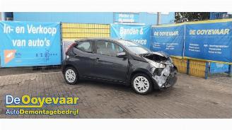 Dezmembrări autoturisme Toyota Aygo Aygo (B40), Hatchback, 2014 1.0 12V VVT-i 2019/2