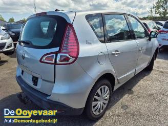 Renault Scenic Scenic III (JZ), MPV, 2009 / 2016 2.0 16V CVT picture 4