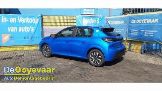 disassembly passenger cars Peugeot 208 208 II (UB/UH/UP), Hatchback 5-drs, 2019 1.2 Vti 12V PureTech 75 2025/1