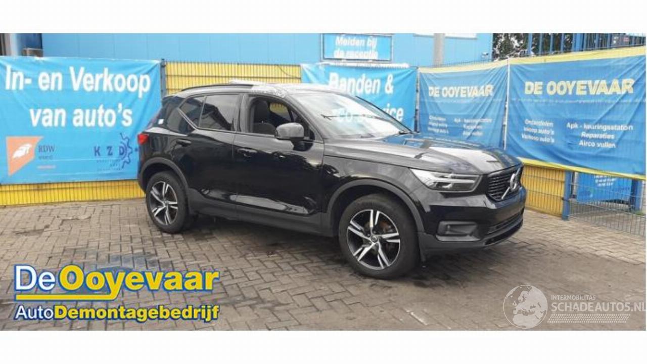 Volvo XC40 XC40 (XZ), SUV, 2017 2.0 D3 16V
