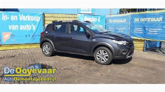 demontáž osobní automobily Dacia Sandero Sandero III, Hatchback, 2021 1.0 TCe 100 12V ECO-G 2021/7