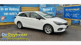 Vrakbiler auto Opel Astra Astra K Sports Tourer, Combi, 2015 / 2022 1.2 Turbo 12V 2021/6
