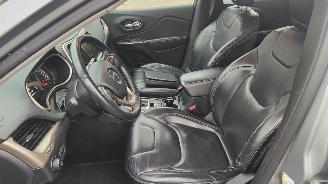 Jeep Cherokee Jeep Cherokee Longitude 4WD picture 10