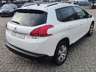 Peugeot 2008 Peugeot 2008 Allure 1,6 panodak navigatie picture 4