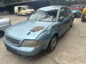 demontáž osobní automobily Audi A6  1998/1