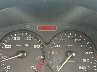 škoda osobní automobily Peugeot 206  2001/1