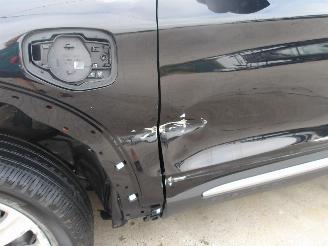 Ford Explorer PLATIUM picture 22