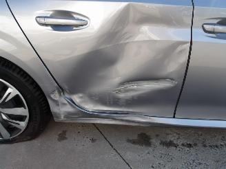 Peugeot 208  picture 10