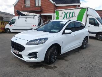 krockskadad bil auto Ford Kuga ST LINE 2021/1