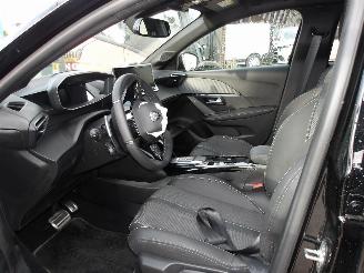 Peugeot 208 GT picture 20