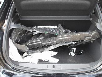 Peugeot 208 GT picture 24