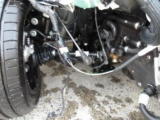 Peugeot 208 GT picture 13