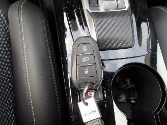 Peugeot 208 GT picture 27