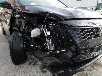 Peugeot 208 GT picture 11