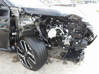 Peugeot 208 GT picture 12