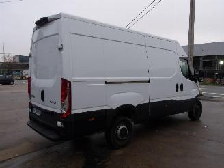 Iveco Daily 35 S16 picture 5