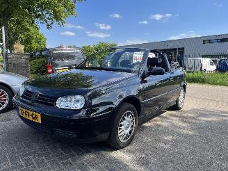Unfallwagen Volkswagen Golf -CABRIOLET, Cabriolet 1.8 75pk Trendline 2000/7