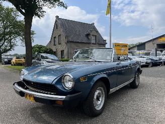Auto incidentate Fiat 124 1800 Sport Spider 1976/2