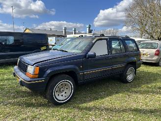Jeep Grand-cherokee 5.2I V8 AUTOMAAT AIRCO, 4WD, 4X4 picture 2