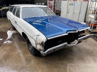 Damaged car Ford USA Zafira Ranche wagon 500 V8 1971/1