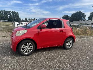 Toyota iQ 1.0 VVTi Comfort LPG G3 MOTORSCHADE ! picture 3