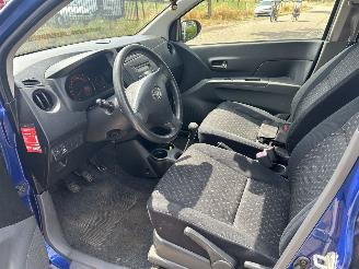 Daihatsu Cuore 1.0 Premium picture 5