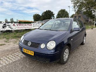 Schadeauto Volkswagen Polo 1.4-16V ATHENE 5 DEURS MET AIRCO 2005/4