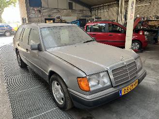 Mercedes 200-300D 3.0 300 TE 24_V (124.091) MULTI KLEPPER !!! UNIEKE AUTO MET OA AIRCO picture 21