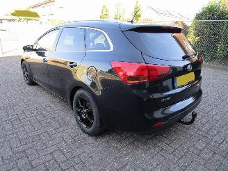 Kia Cee d 1.6 GDI Navi Camera Clima 6-Bak picture 2