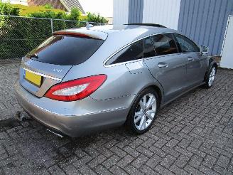 Mercedes CLS 350 V6 CDI picture 4