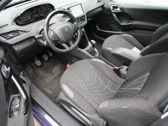 Peugeot 208 Navi Airco Radio/CD 131.000 KM picture 14