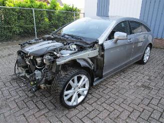 skadebil auto Mercedes CLS 350 CDI V6 Navi Leder 2013/3