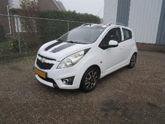 Voiture accidenté Chevrolet Spark 1.0 Bi-Fuel Airco 2011/9