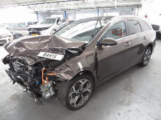 Kia Ceed 1.6gdi hybrid automaat picture 4