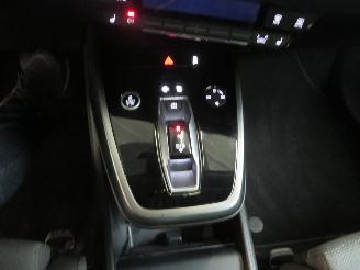 Audi Q4 40 E-TRON SUV 204 PK AUT picture 12