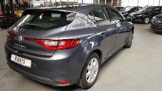 Renault Mégane 1.3 TCE 115 16V 4DRS BENZ 1.332CC 85KW 116PK picture 4