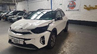 Avarii autoturisme Kia Stonic 1.0i T-GDi 12V ECO-DYNAMICS+ SUV  HYBRID 998CC 74KW 101PK 2021/3