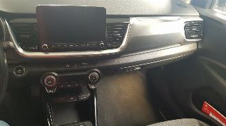 Kia Stonic 1.0i T-GDi 12V ECO-DYNAMICS+ SUV  HYBRID 998CC 74KW 101PK picture 10