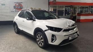 Kia Stonic 1.0i T-GDi 12V ECO-DYNAMICS+ SUV  HYBRID 998CC 74KW 101PK picture 3