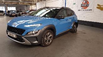 Schadeauto Hyundai Kona 1.6 GDi HEV 16V SUV AUT  ELEKTRISCH BENZ 1.580CC 104KW 141 PK 2021/11