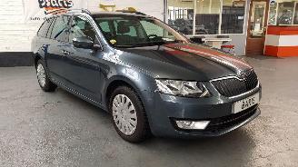 Skoda Octavia 1.6 TDI GREENLINE 16V COMBI/O 4DRS DSL 1.598CC 81KW 110PK picture 3