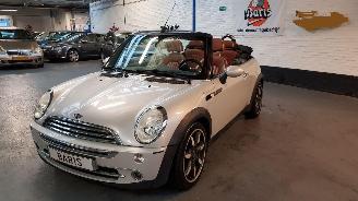 Vaurioauto  passenger cars Mini One 1.6 16V ONE CABRIO  BENZ 1.598CC 66KW 90PK 2008/4