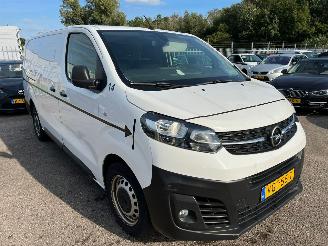 krockskadad bil bedrijf Opel Vivaro 2.0 CDTI L2H1 Edition BJ 2020 188309 KM 2020/8