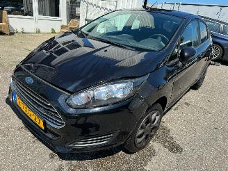 uszkodzony samochody osobowe Ford Fiesta 1.0 Style BJ 2014 43246 KM 2014/5