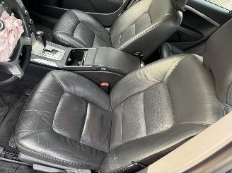 Volvo V-70 1.6 T AUTOMAAT 180 PK LIMITED EDITION BJ 2011 picture 9