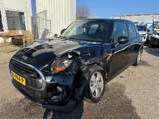 Mini One 1.5 One D Business BJ 2017 225.194 KM picture 2